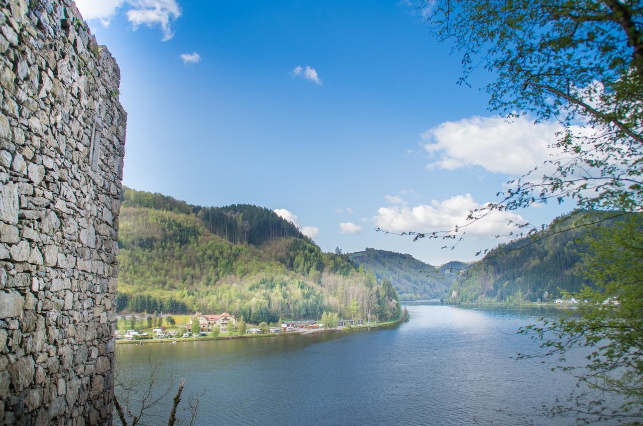 - Ernst Hotel Untermuhl